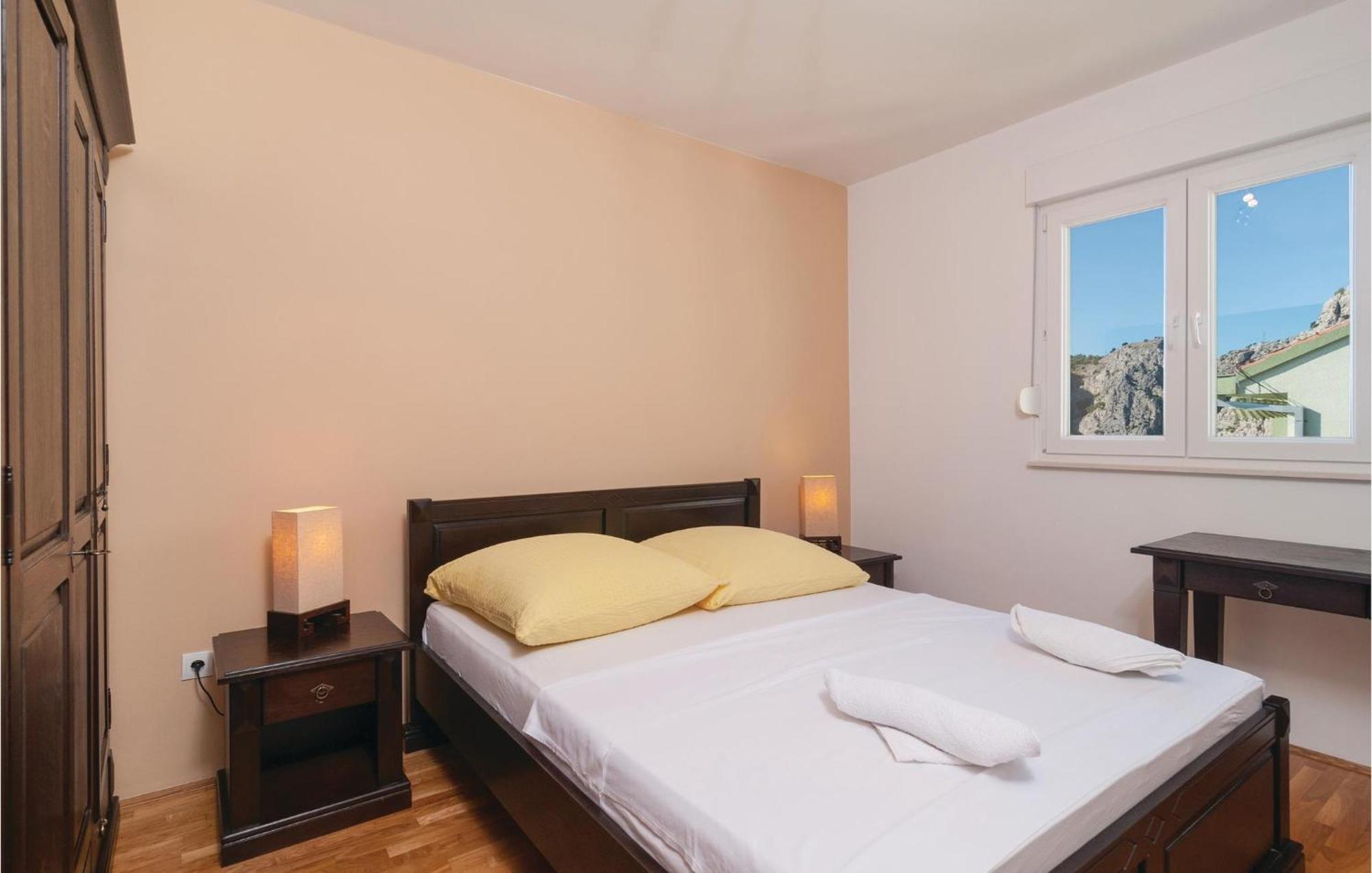 Nice Apartment In Omis With House Sea View 外观 照片